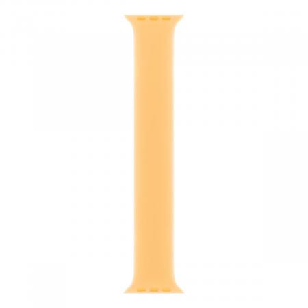 Apple Watch Series 8, 45 мм корпус из алюминия серебристого цвета, ремешок цвета «Sunglow»