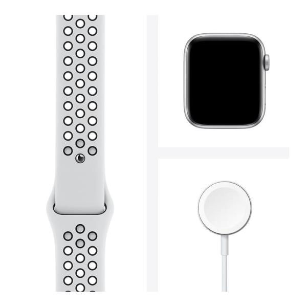 Apple Watch Nike SE (2020), 44 мм корпус из алюминия серебристого цвета, спортивный ремешок Nike цвета «чистая платина/чёрный»